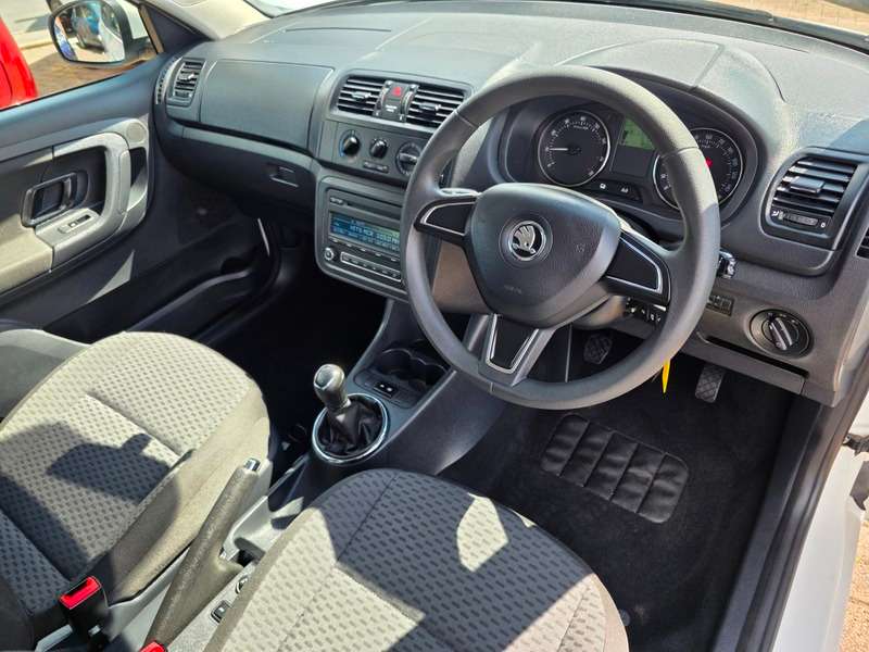 2015 SKODA FABIA 2015 SKODA FABIA