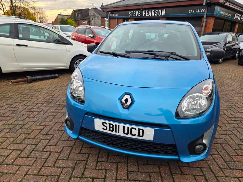 2011 RENAULT TWINGO 2011 RENAULT TWINGO