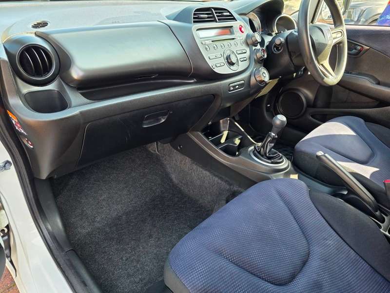 2013 HONDA JAZZ 2013 HONDA JAZZ