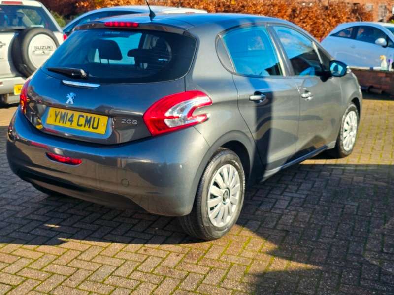 2014 PEUGEOT 208 2014 PEUGEOT 208