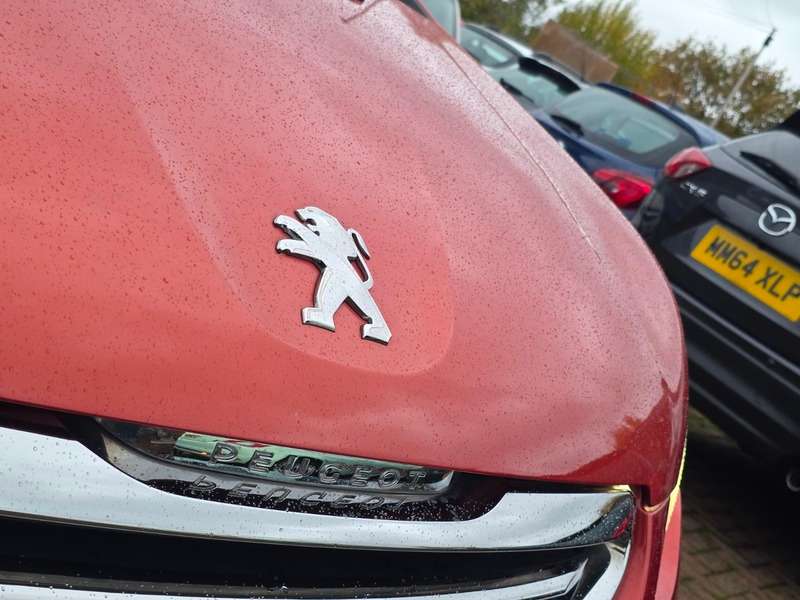 2016 PEUGEOT 2008 2016 PEUGEOT 2008