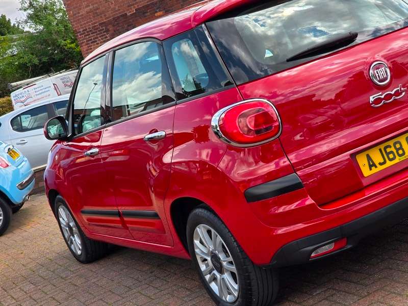 2018 FIAT 500L 2018 FIAT 500L