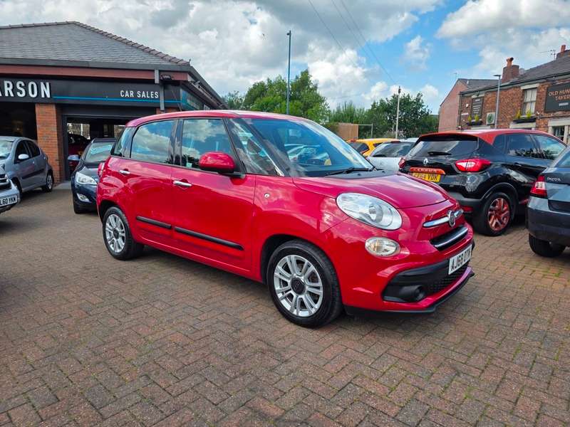 2018 FIAT 500L 2018 FIAT 500L