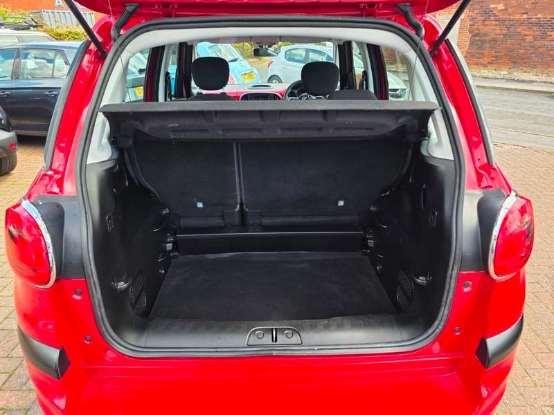 2018 FIAT 500L 2018 FIAT 500L