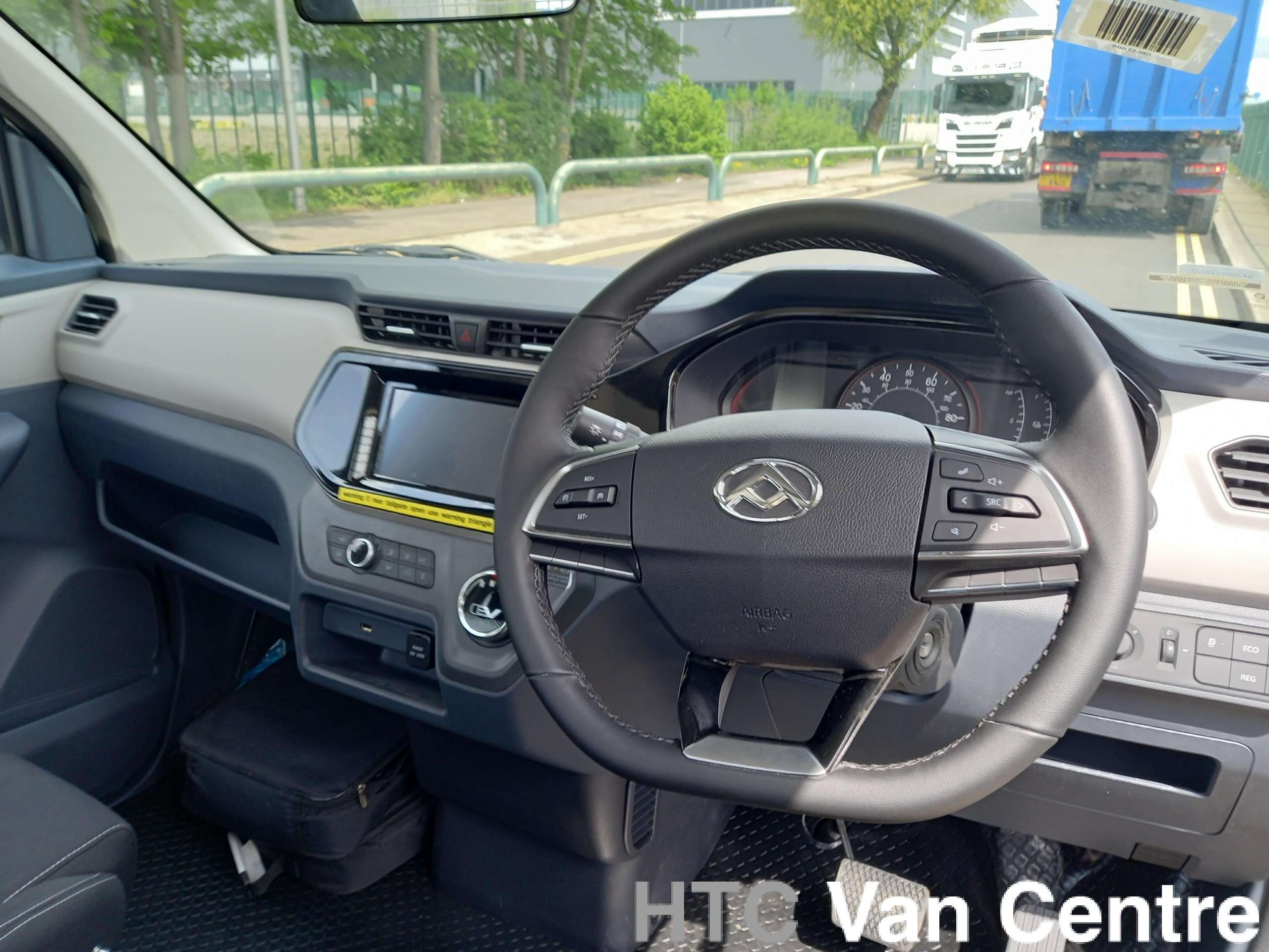 null MAXUS EDELIVER 3 null MAXUS EDELIVER 3