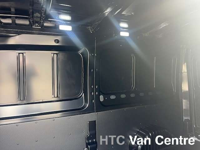 null MAXUS DELIVER 9 null MAXUS DELIVER 9