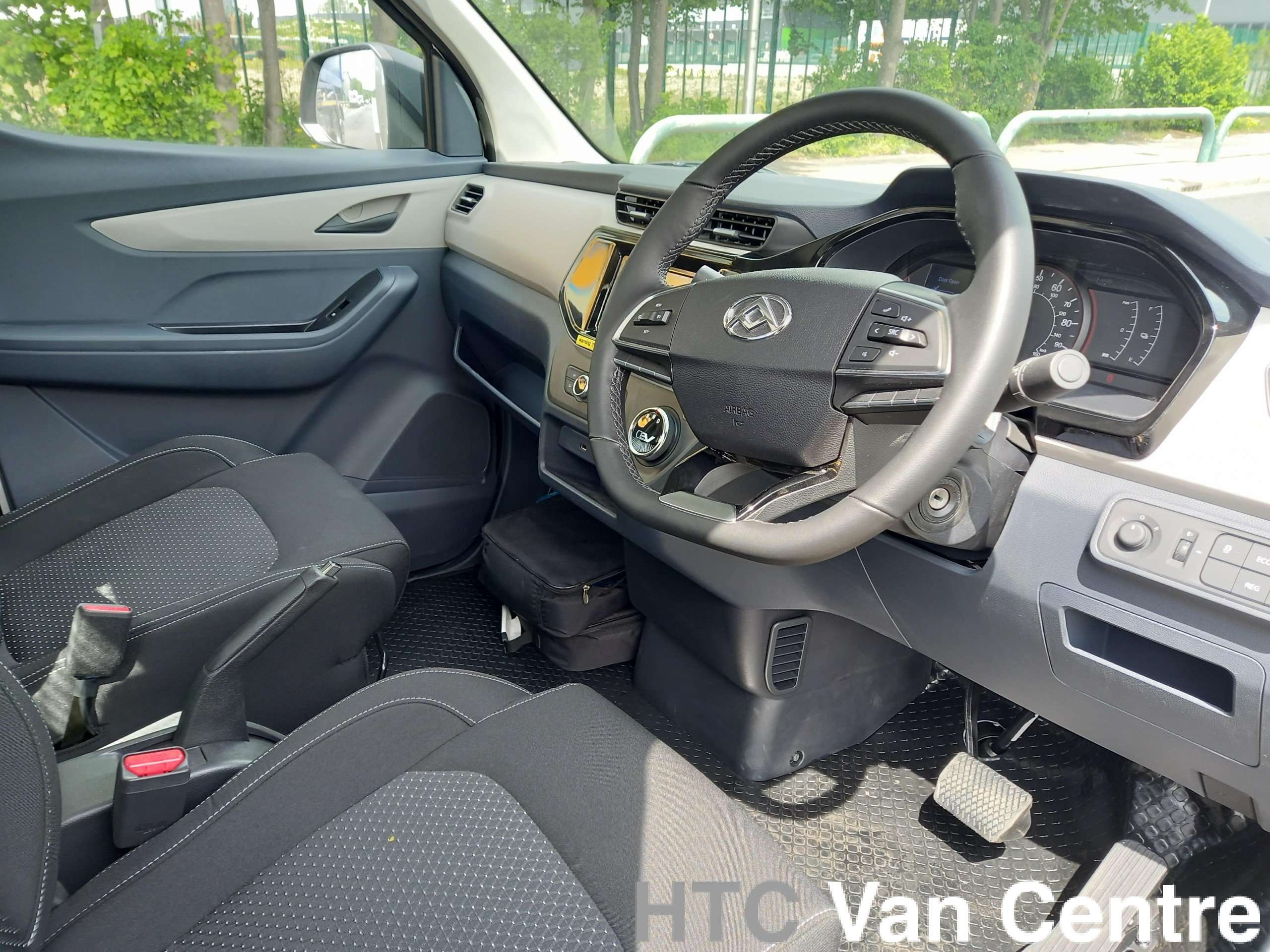 null MAXUS EDELIVER 3 null MAXUS EDELIVER 3