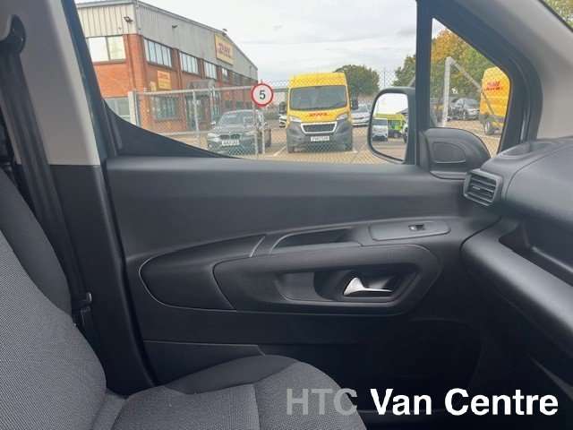 null FIAT DOBLO null FIAT DOBLO