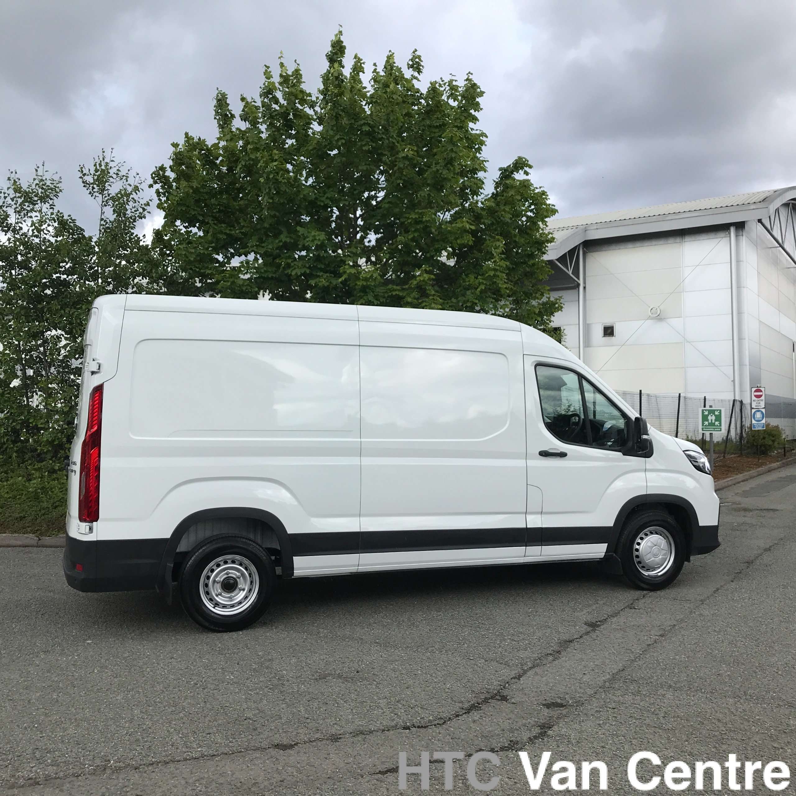 null MAXUS EDELIVER 9 null MAXUS EDELIVER 9