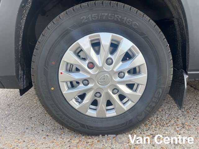 null MAXUS DELIVER 9 null MAXUS DELIVER 9