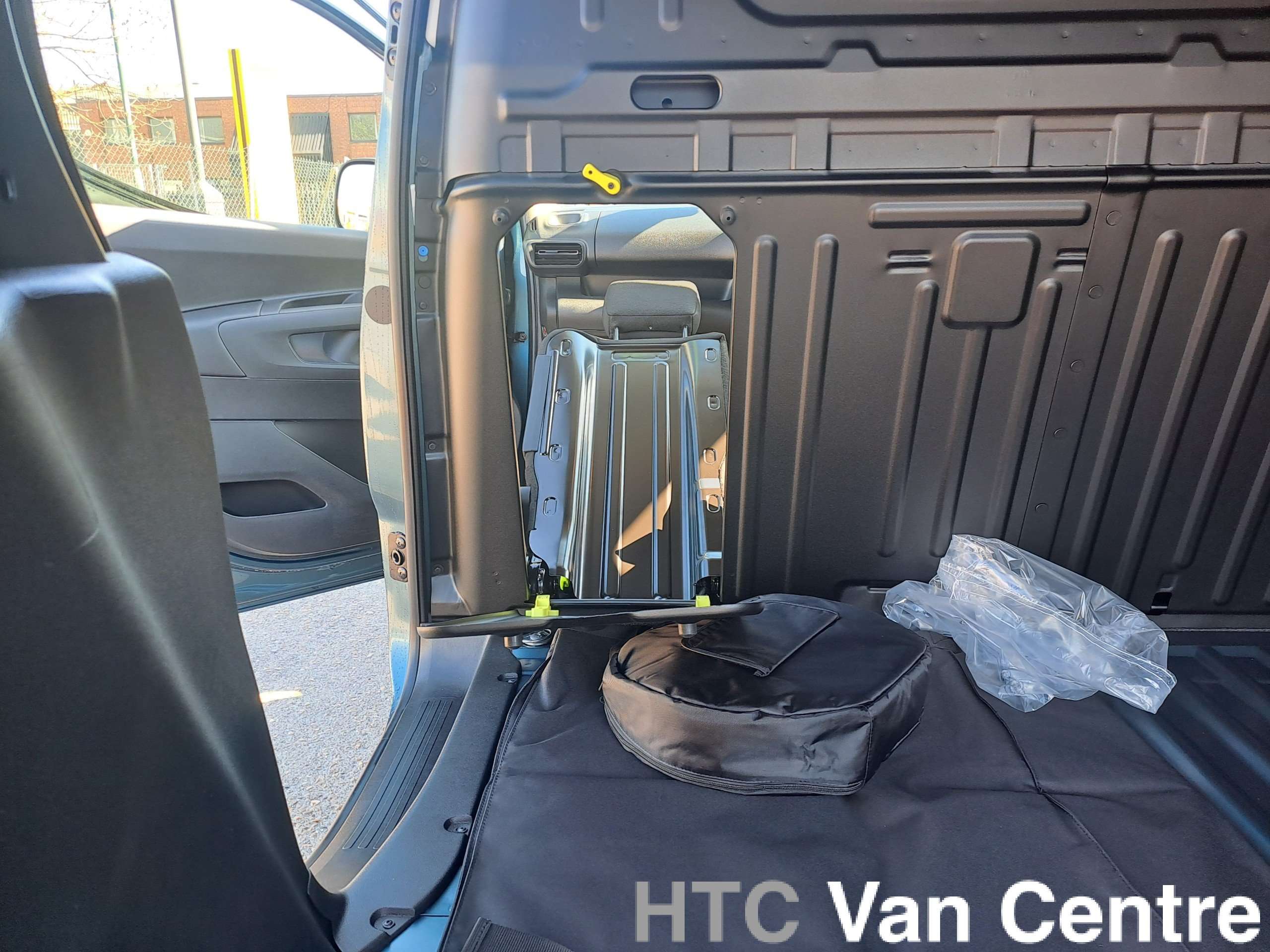 null FIAT E-DOBLO null FIAT E-DOBLO