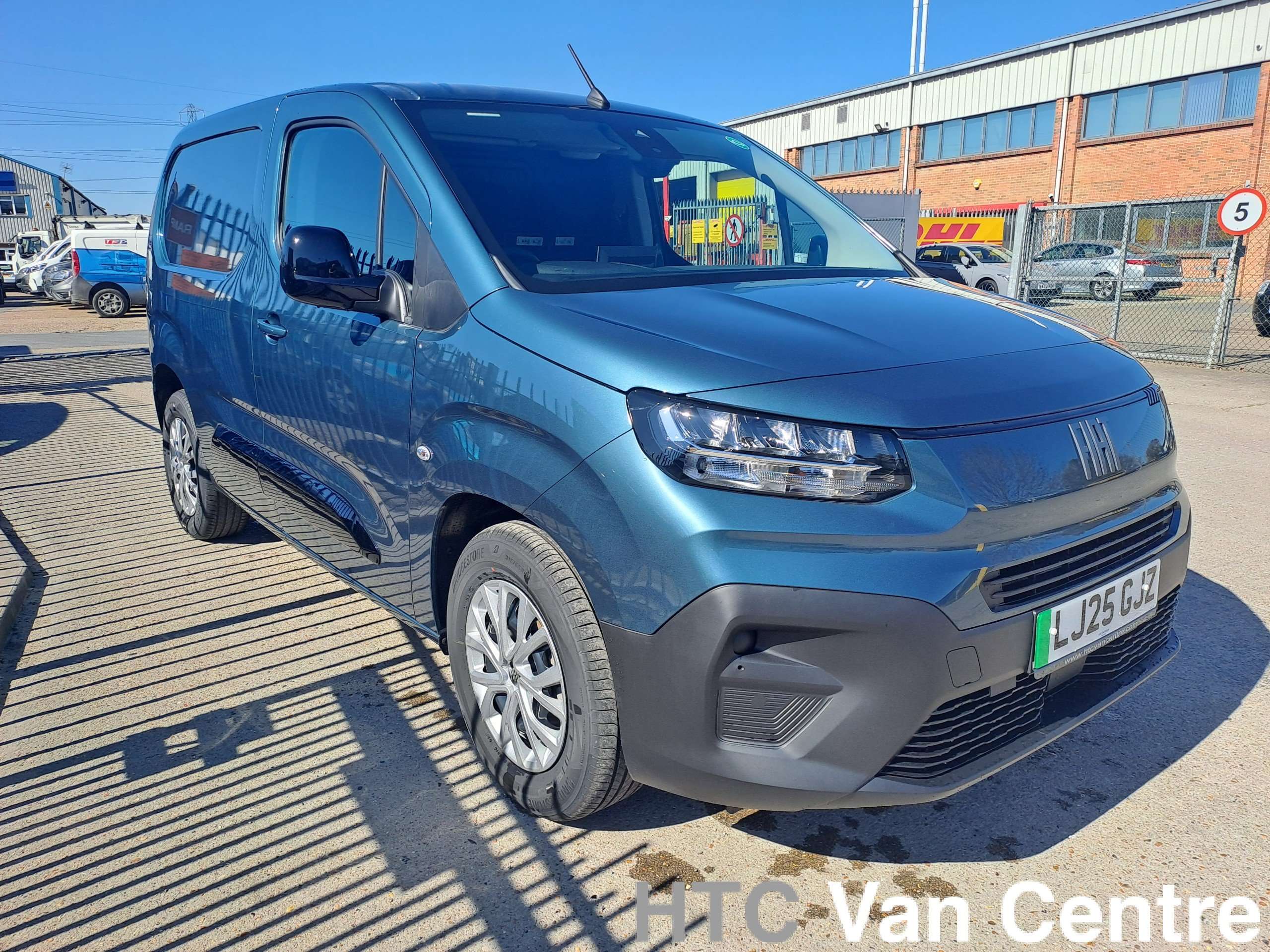 null FIAT E-DOBLO null FIAT E-DOBLO