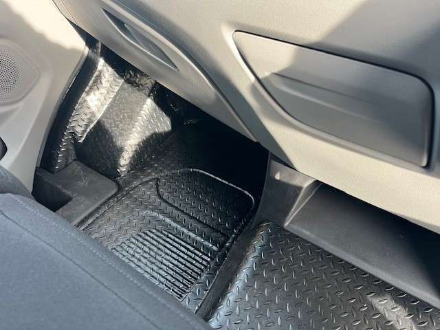 null MAXUS DELIVER 9 null MAXUS DELIVER 9