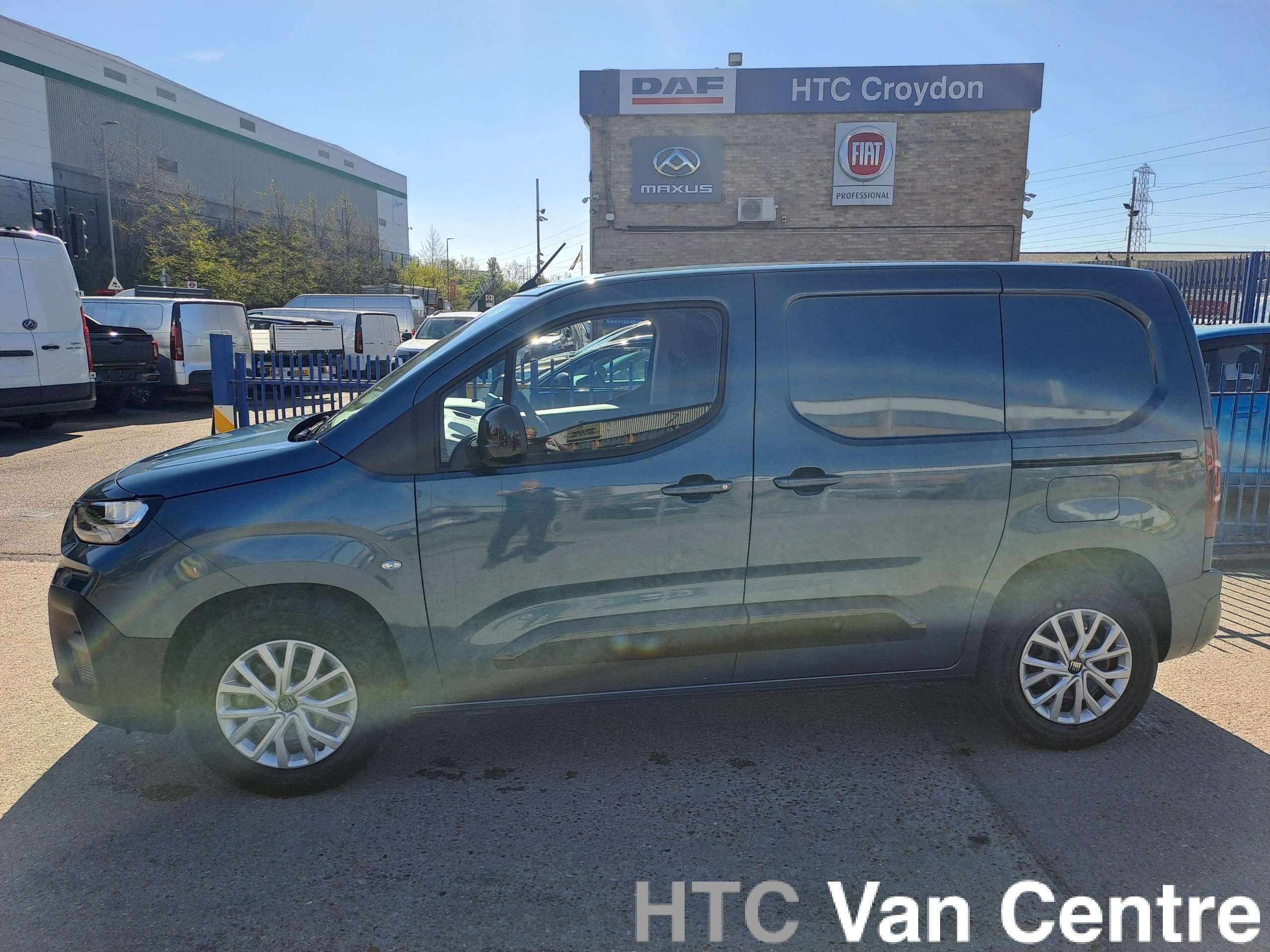 null FIAT E-DOBLO null FIAT E-DOBLO