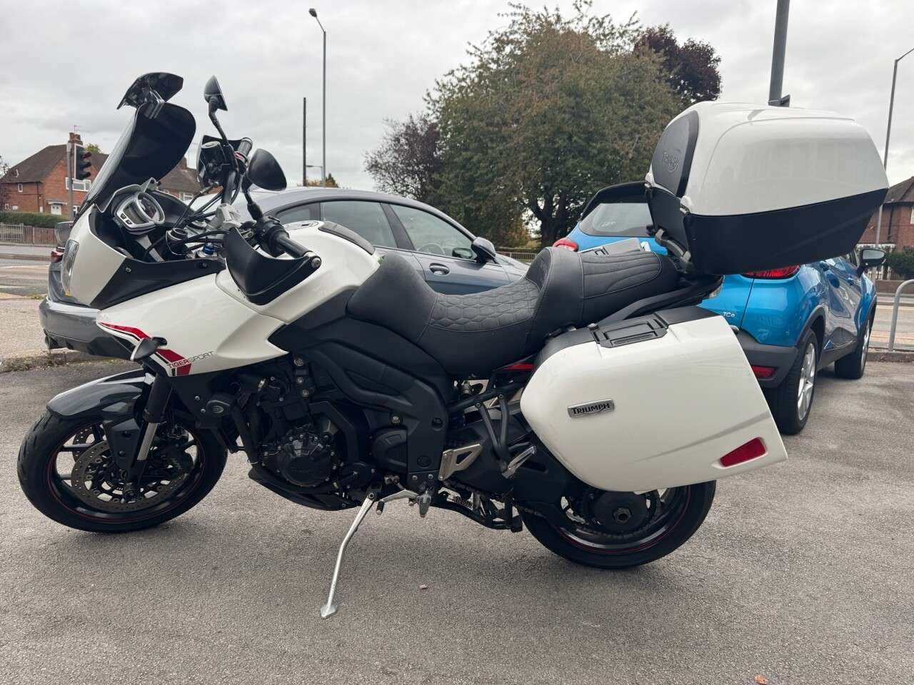 2013 TRIUMPH TIGER 1050 2013 TRIUMPH TIGER 1050