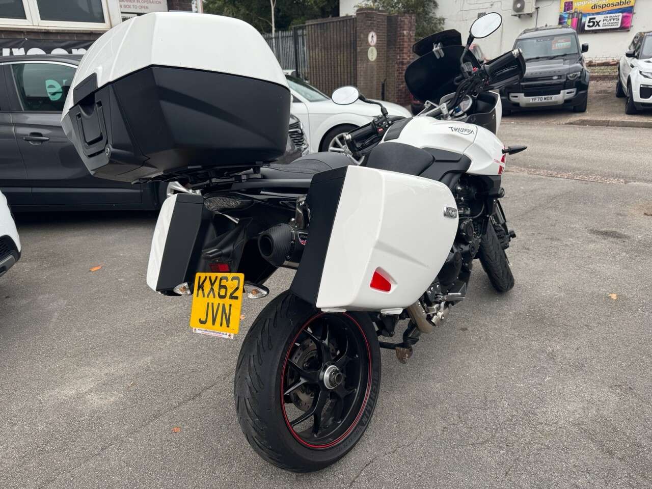 2013 TRIUMPH TIGER 1050 2013 TRIUMPH TIGER 1050