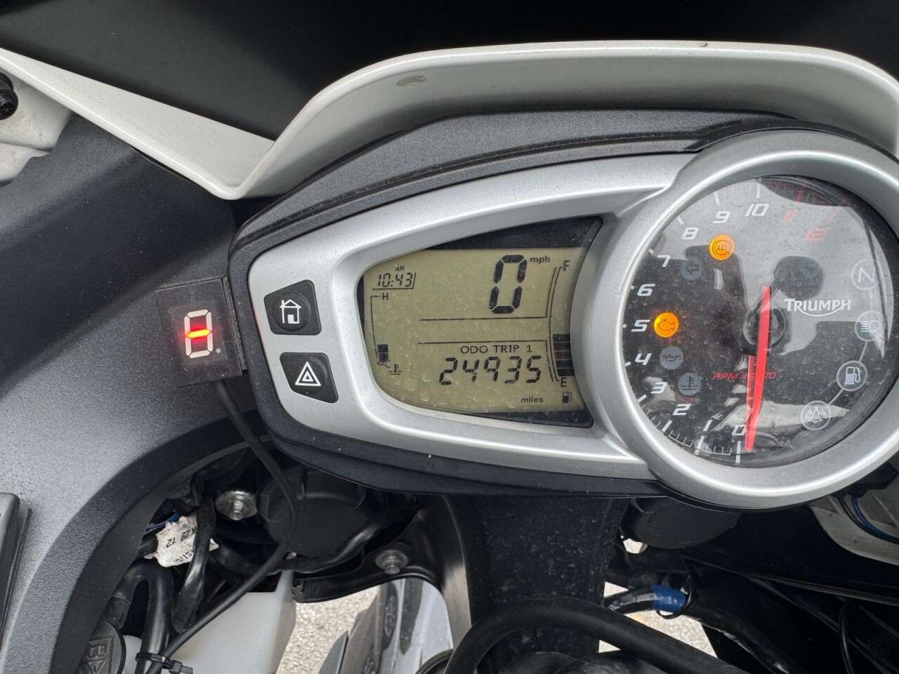 2013 TRIUMPH TIGER 1050 2013 TRIUMPH TIGER 1050