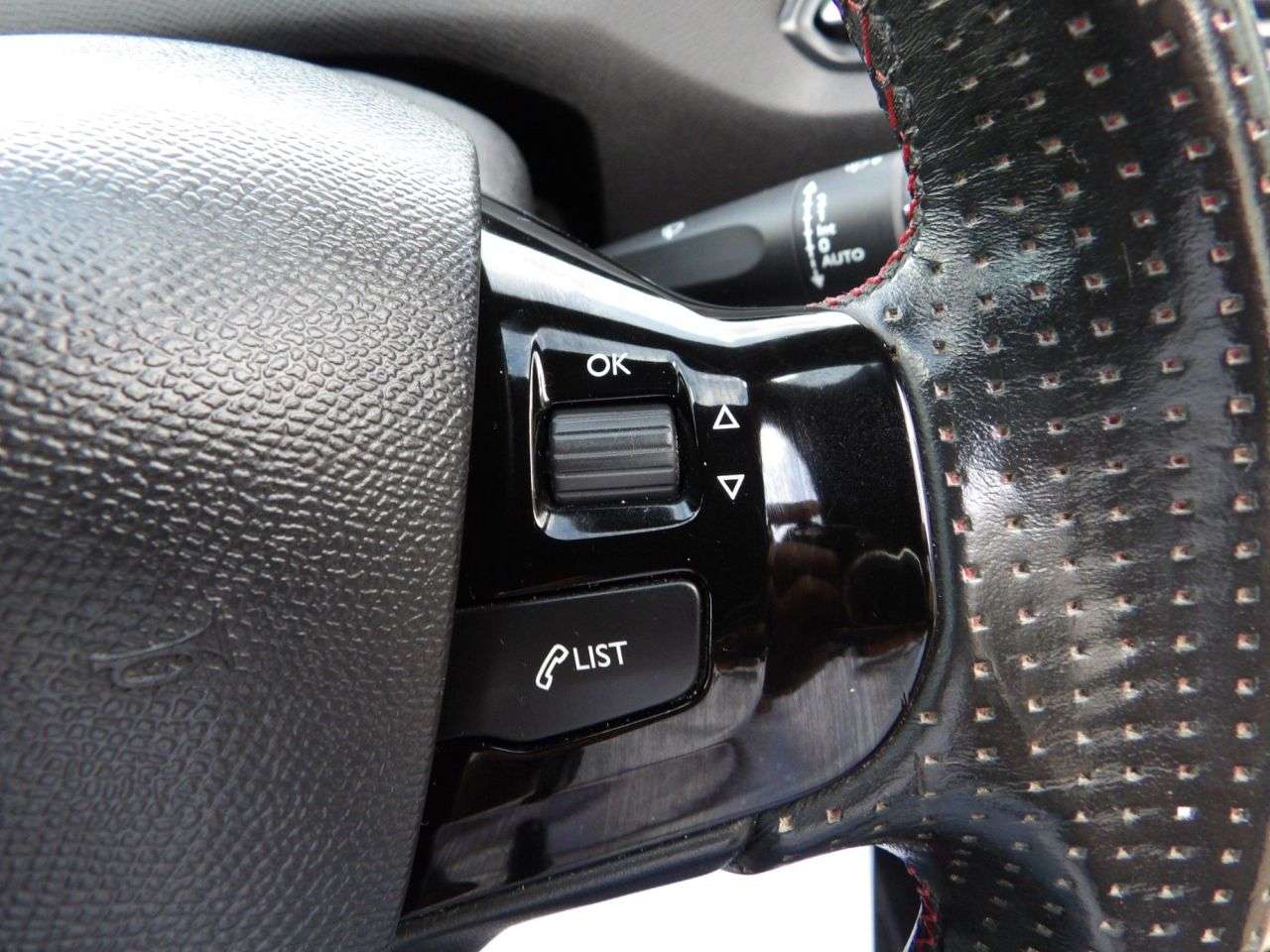 2016 PEUGEOT 308 2016 PEUGEOT 308