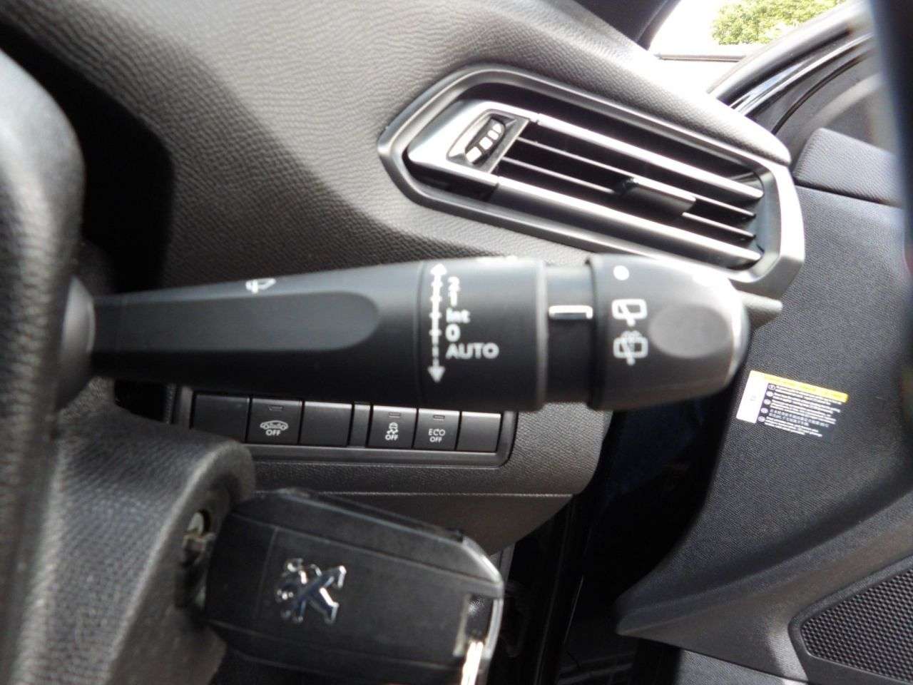 2016 PEUGEOT 308 2016 PEUGEOT 308