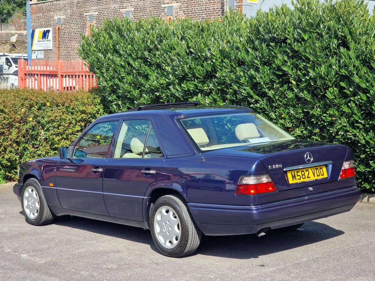 1994 MERCEDES-BENZ E-CLASS 1994 MERCEDES-BENZ E-CLASS