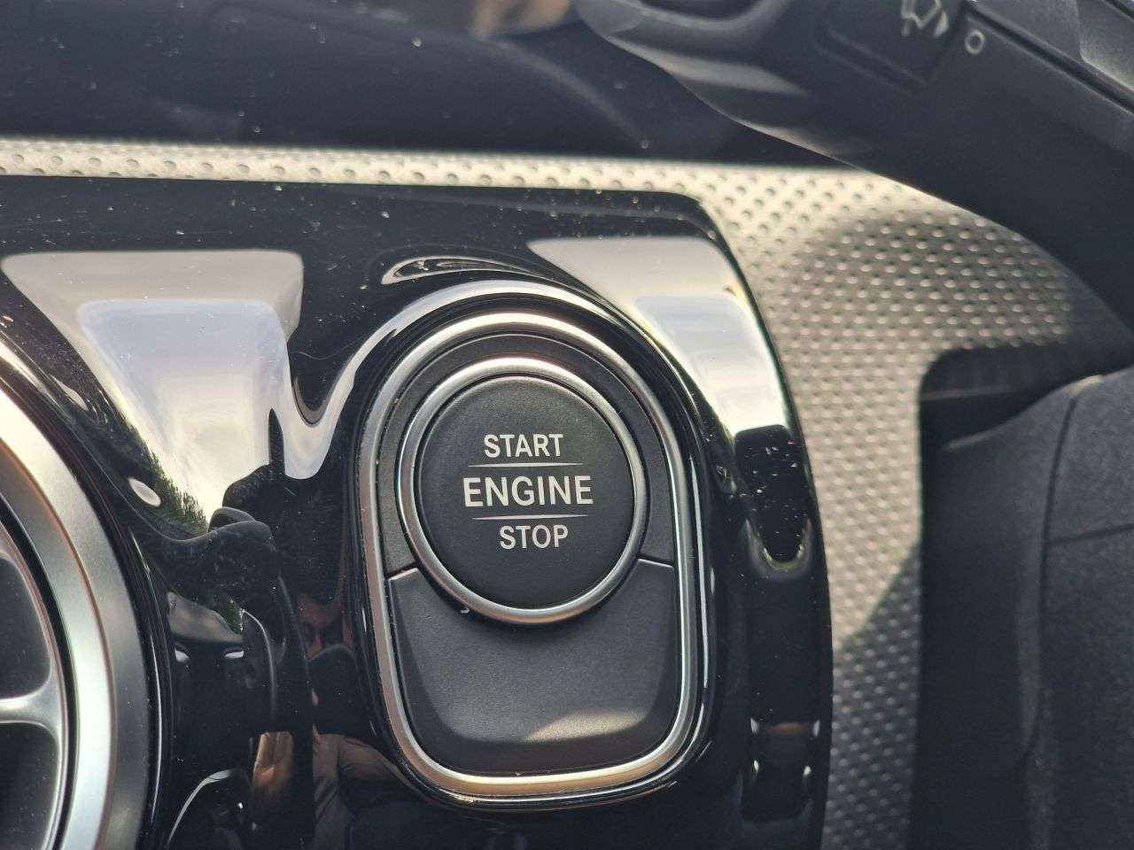 2021 MERCEDES-BENZ A-CLASS 2021 MERCEDES-BENZ A-CLASS