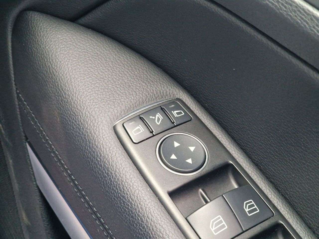 2013 MERCEDES-BENZ E-CLASS 2013 MERCEDES-BENZ E-CLASS