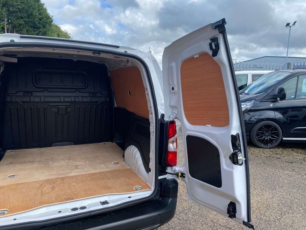 2024 VAUXHALL COMBO 2024 VAUXHALL COMBO