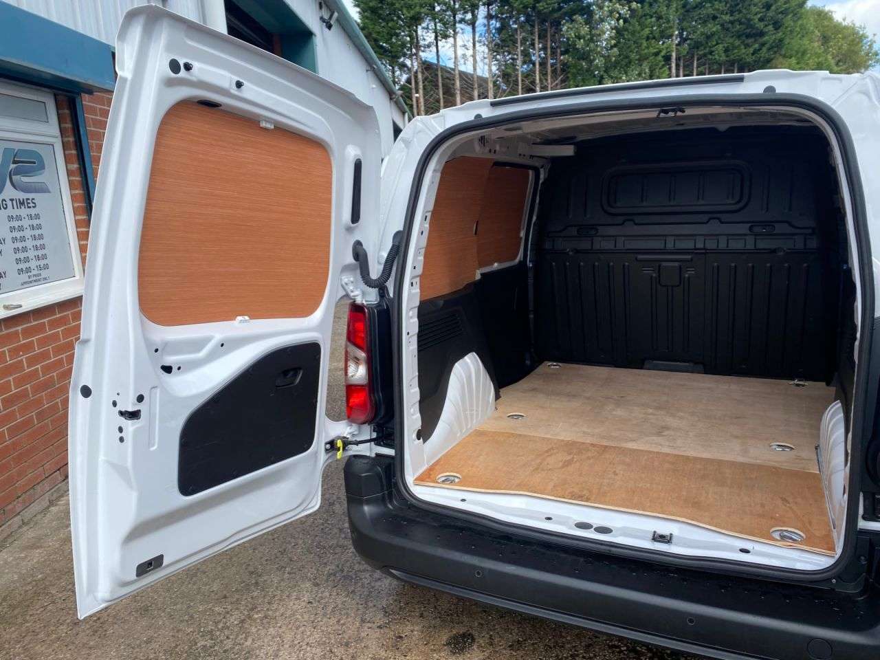 2024 VAUXHALL COMBO 2024 VAUXHALL COMBO