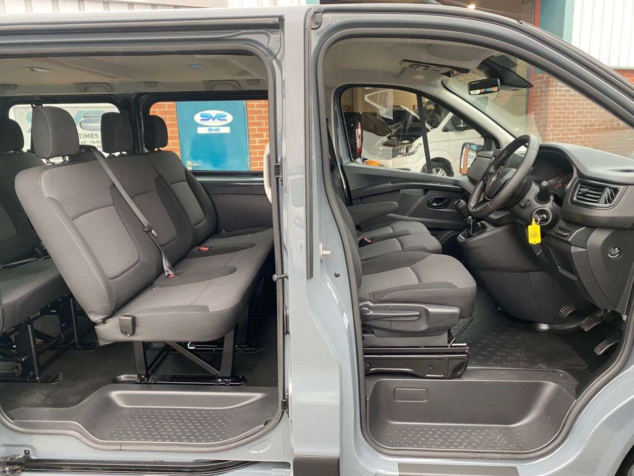 2022 RENAULT TRAFIC 2022 RENAULT TRAFIC