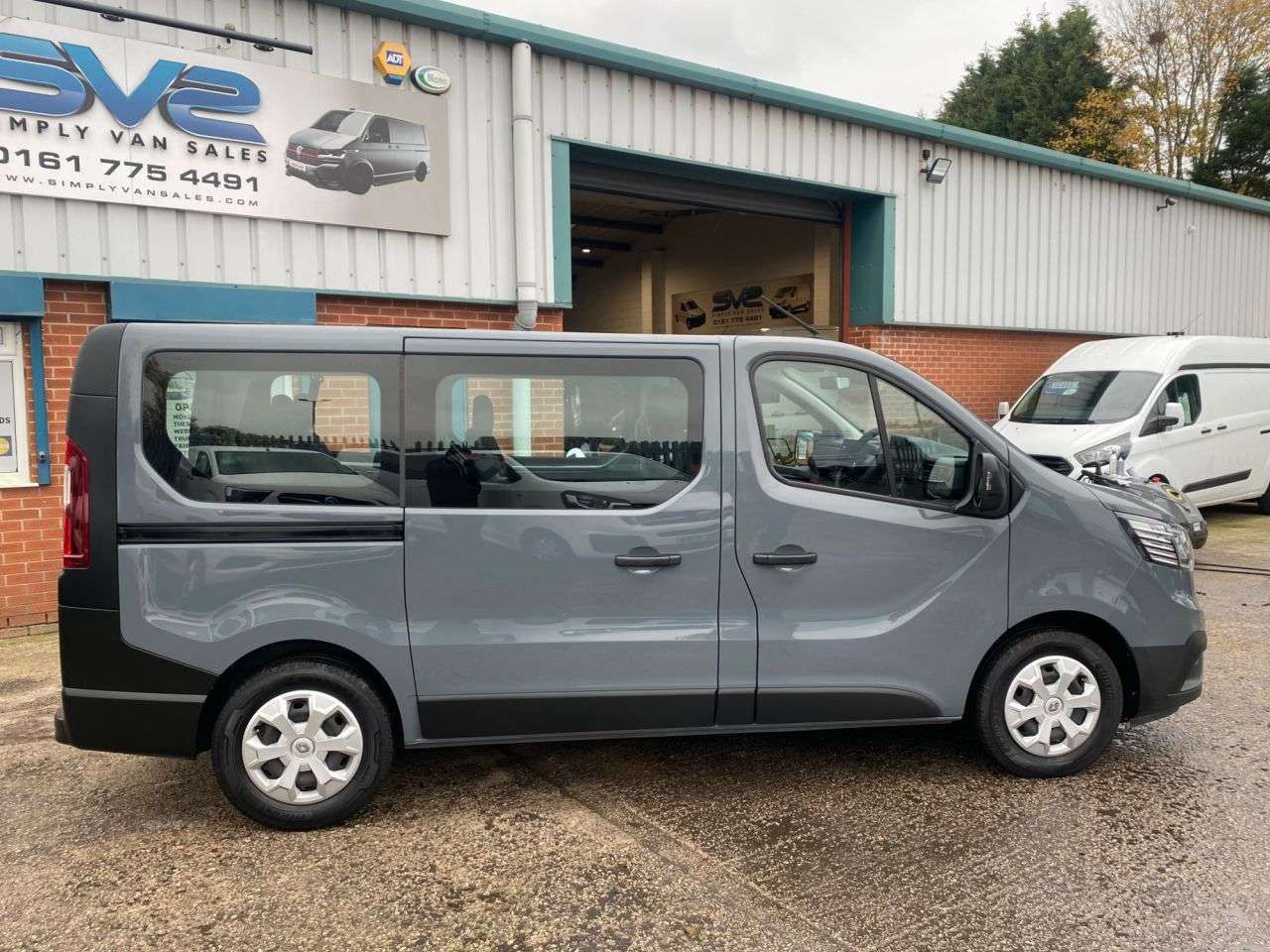 2022 RENAULT TRAFIC 2022 RENAULT TRAFIC