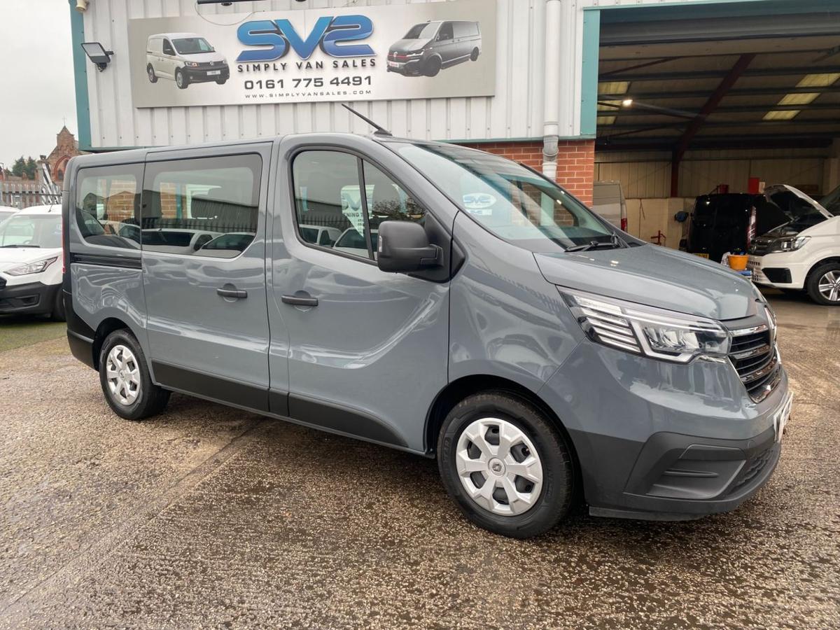 Check out this Renault Trafic 2022 Diesel Manual