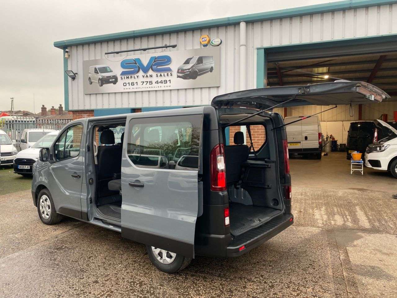 2022 RENAULT TRAFIC 2022 RENAULT TRAFIC