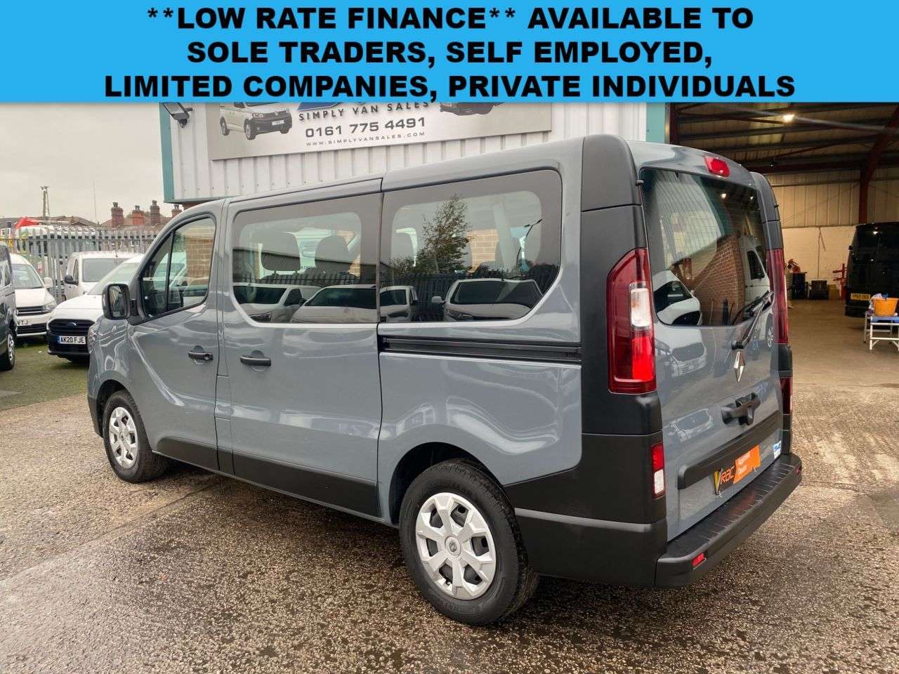 2022 RENAULT TRAFIC 2022 RENAULT TRAFIC