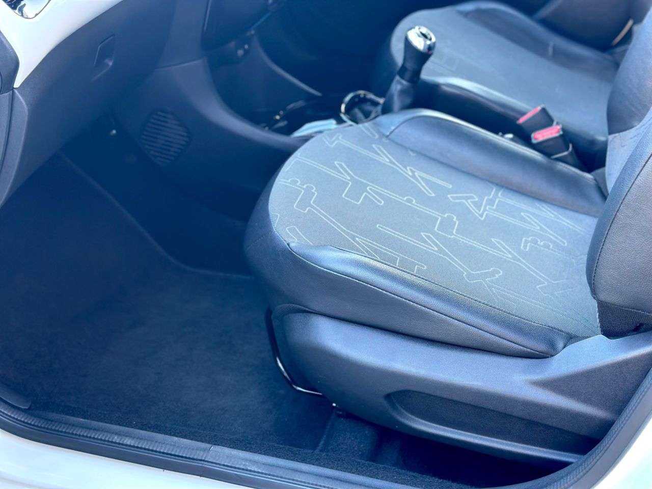 2017 TOYOTA AYGO 2017 TOYOTA AYGO