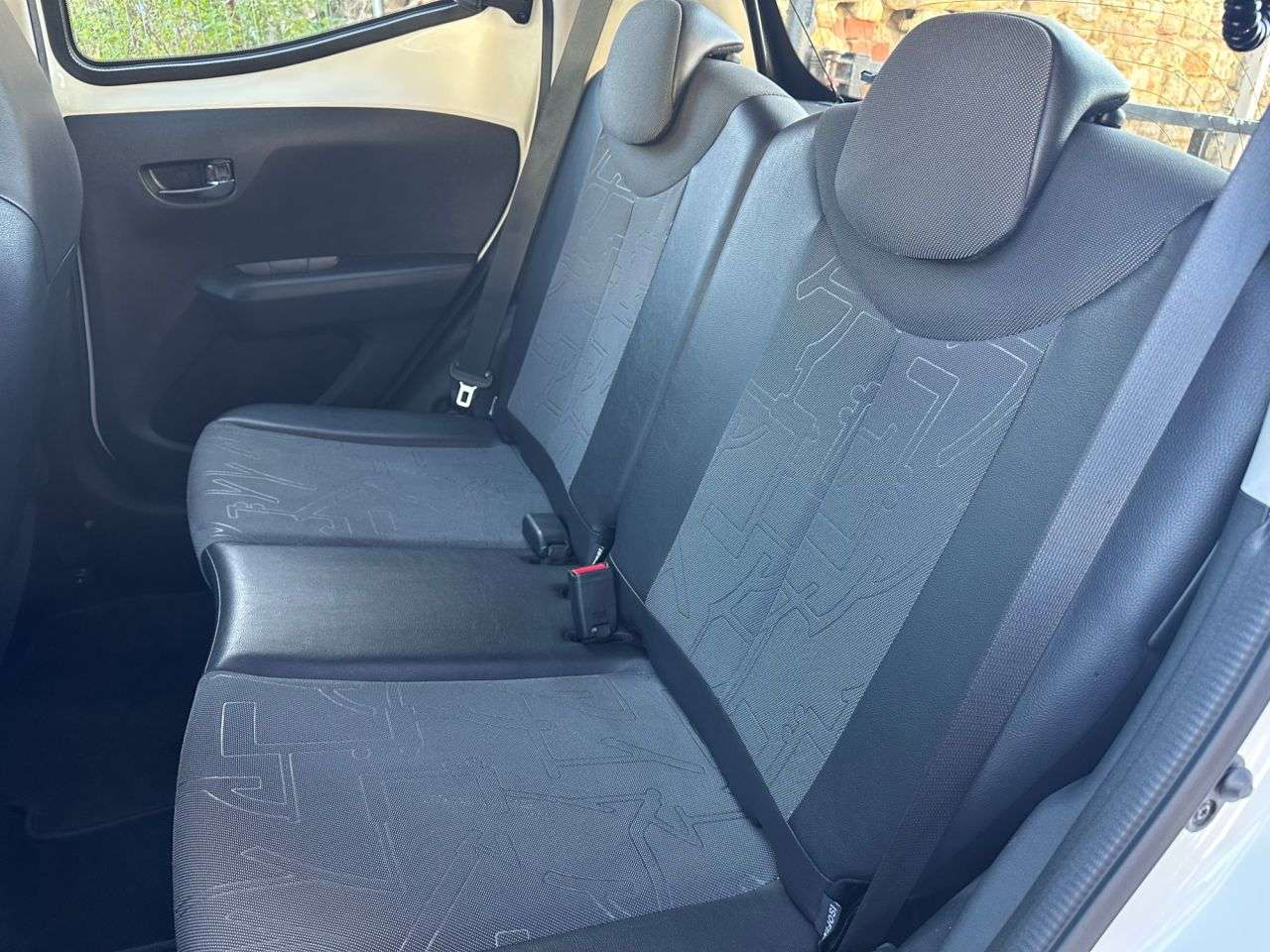 2017 TOYOTA AYGO 2017 TOYOTA AYGO