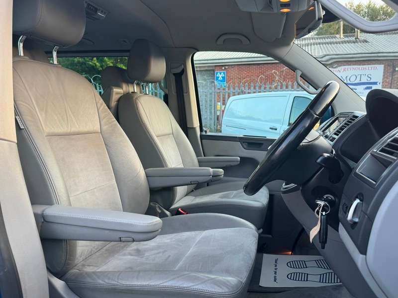 2015 VOLKSWAGEN CARAVELLE 2015 VOLKSWAGEN CARAVELLE