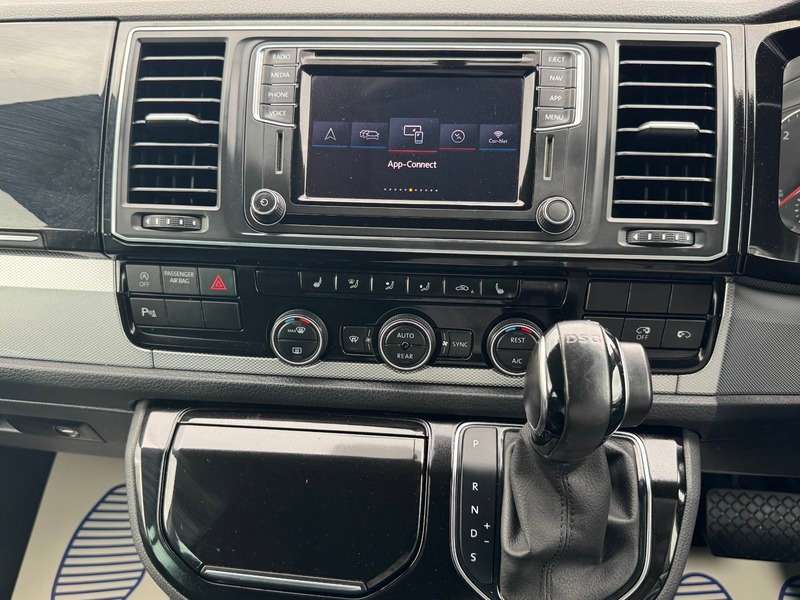 2018 VOLKSWAGEN CARAVELLE 2018 VOLKSWAGEN CARAVELLE