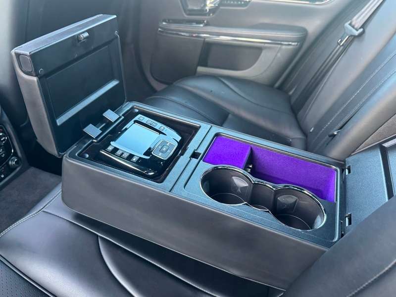 2010 JAGUAR XJ 2010 JAGUAR XJ