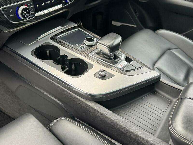 2017 AUDI Q7 2017 AUDI Q7