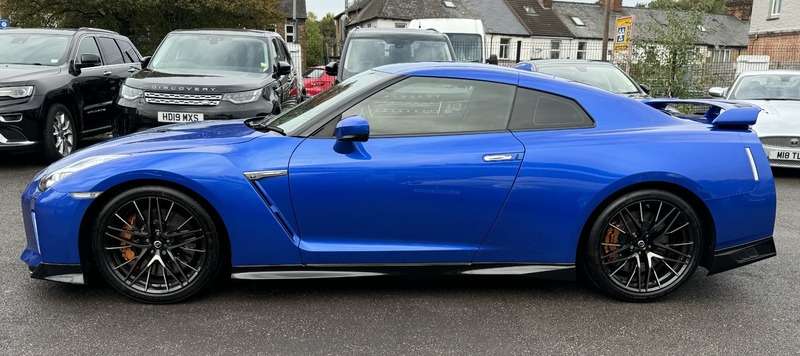 2021 NISSAN GT-R 2021 NISSAN GT-R