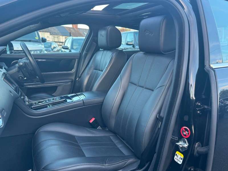 2010 JAGUAR XJ 2010 JAGUAR XJ