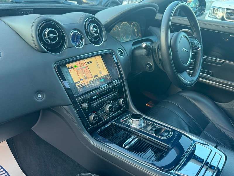 2010 JAGUAR XJ 2010 JAGUAR XJ