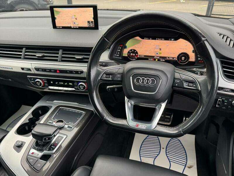 2017 AUDI Q7 2017 AUDI Q7