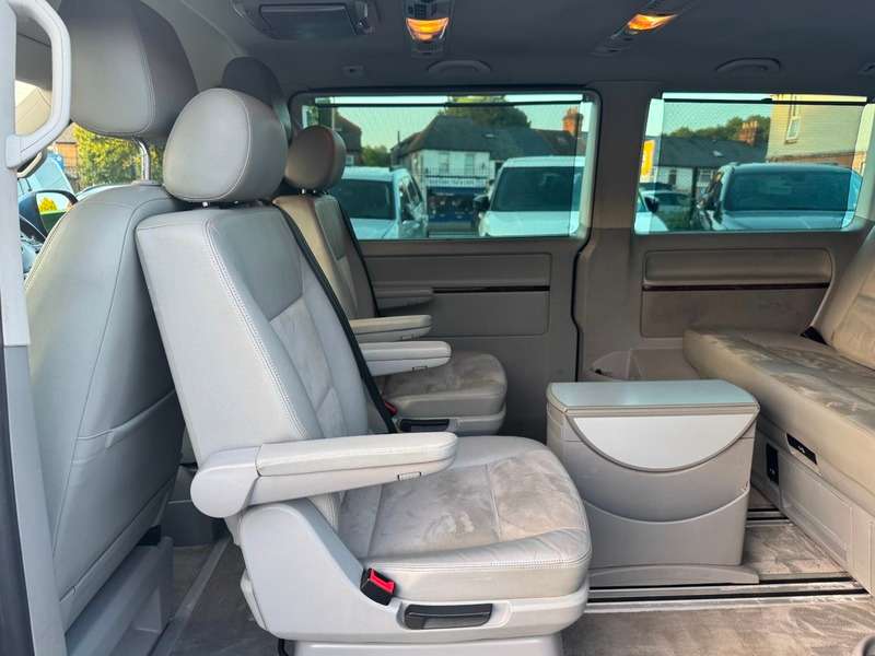 2015 VOLKSWAGEN CARAVELLE 2015 VOLKSWAGEN CARAVELLE