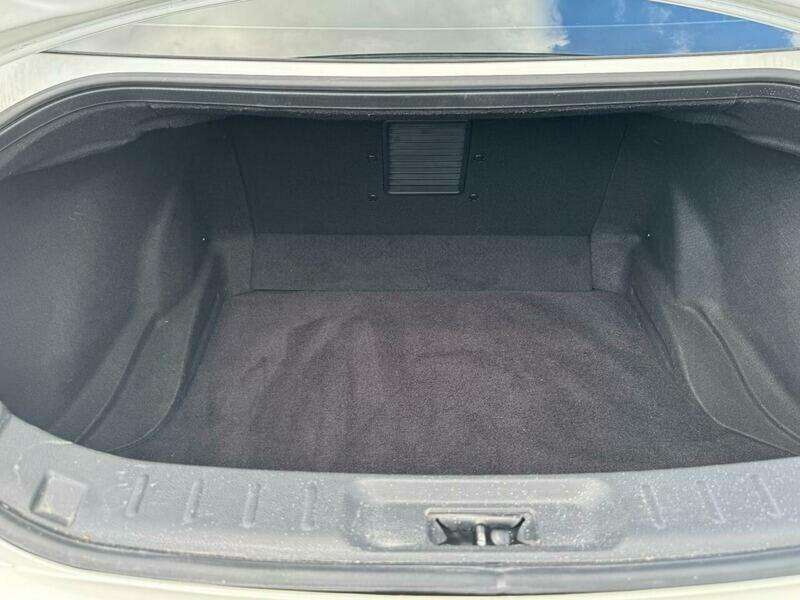 2011 NISSAN GT-R 2011 NISSAN GT-R