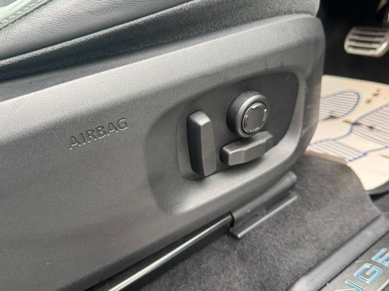 2018 LAND ROVER RANGE ROVER EVOQUE 2018 LAND ROVER RANGE ROVER EVOQUE