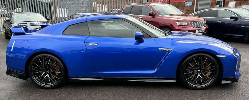 2021 NISSAN GT-R 2021 NISSAN GT-R