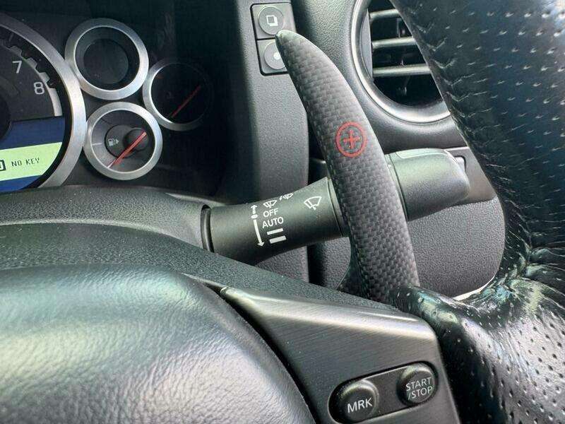 2011 NISSAN GT-R 2011 NISSAN GT-R