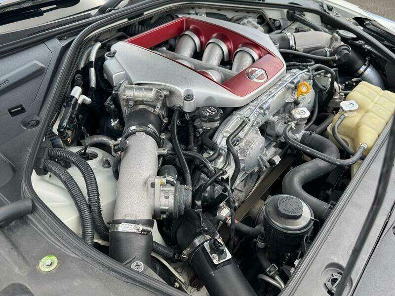 2011 NISSAN GT-R 2011 NISSAN GT-R