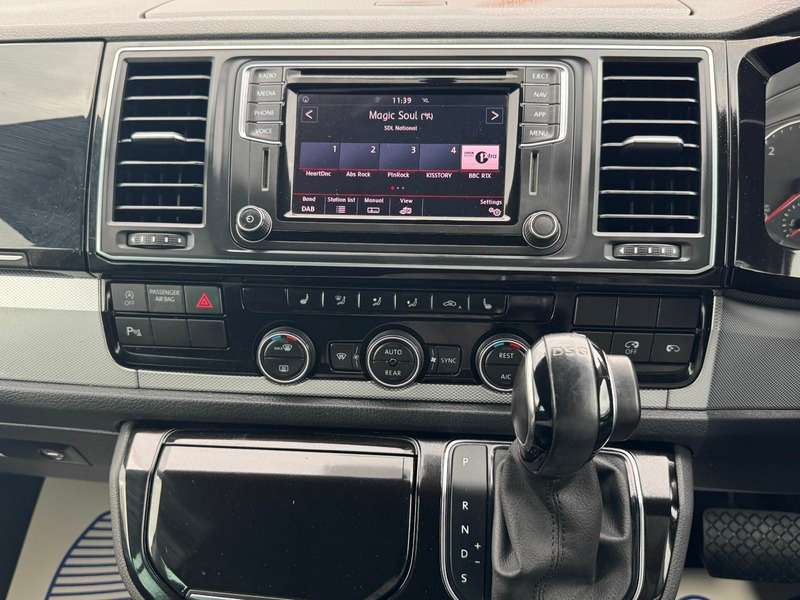 2018 VOLKSWAGEN CARAVELLE 2018 VOLKSWAGEN CARAVELLE